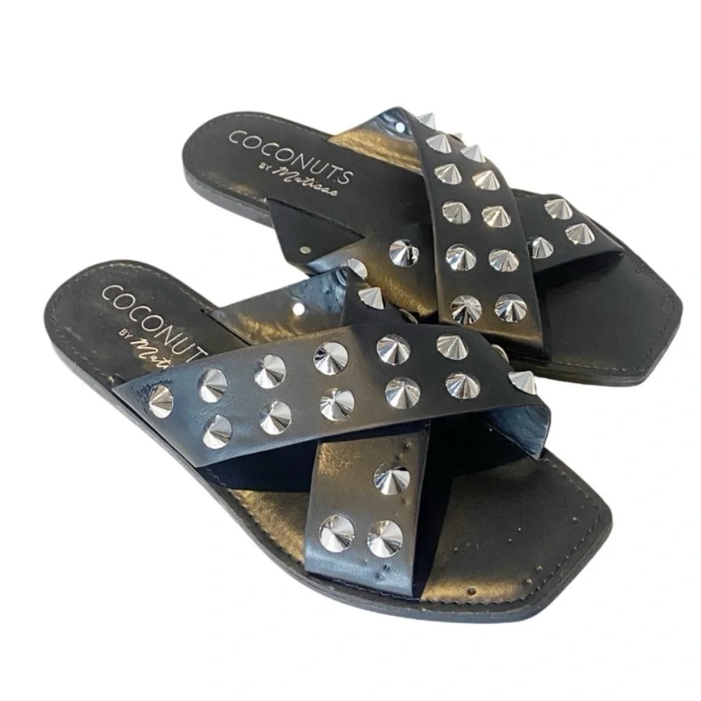 Coconuts by Matisse Lynwood Black Studded Slide Sandals